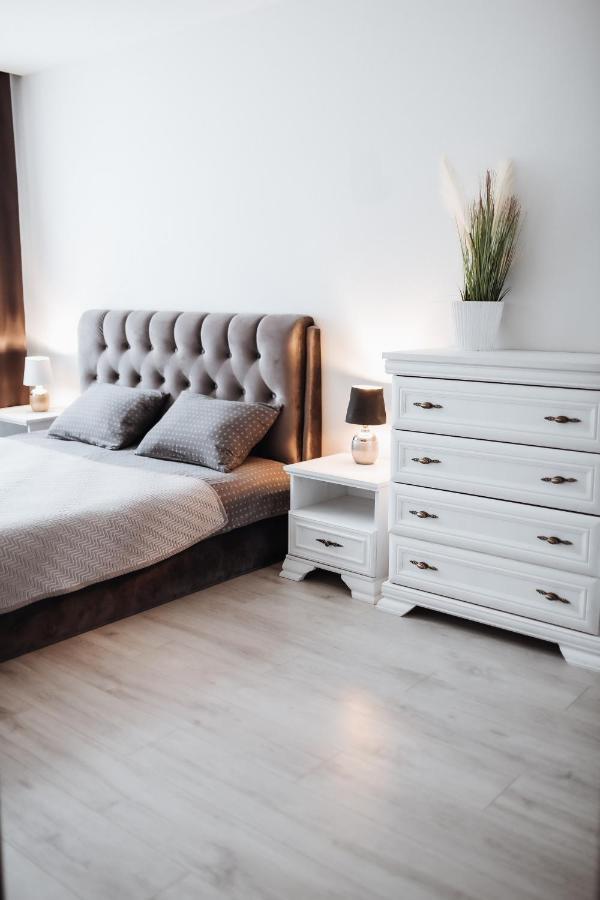 Luxury Apartments In City Center, Siauliai Exterior foto